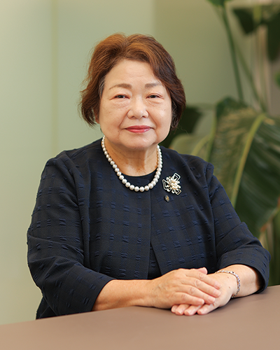 学長 髙橋 享子